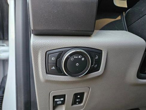 Used 2018 Ford F150 XLT w/ Equipment Group 302A Luxury image 9