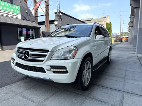 Used 2012 Mercedes-Benz GL 450 4MATIC image 1