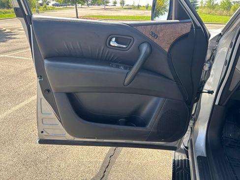 Certified 2024 Nissan Armada SL w/ Captain's Chairs Package AWD/4WD image 13