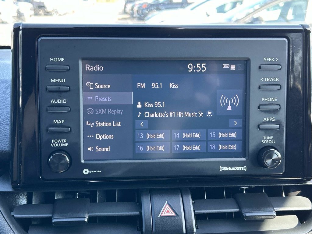 Used 2021 Toyota RAV4 XLE FWD image 34