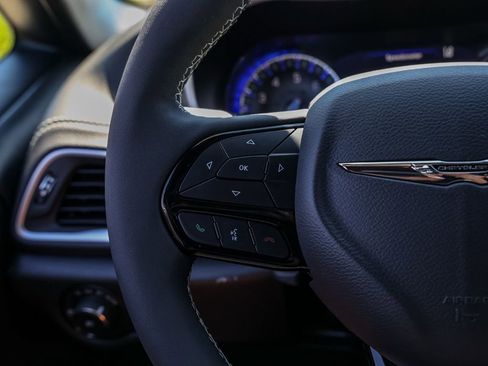 New 2026 Chrysler Pacifica Select w/ S Appearance Package image 25