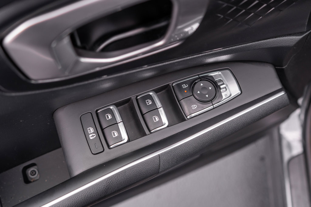 Used 2024 Kia Sorento S AWD/4WD image 18