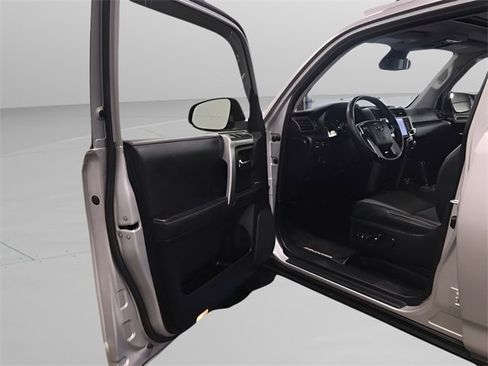 Certified 2020 Toyota 4Runner SR5 Premium w/ Moonroof Package image 15