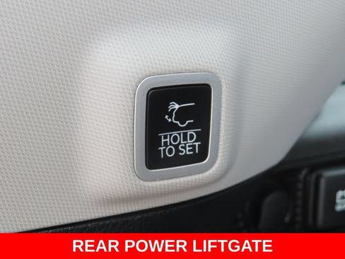 Used 2023 Jeep Grand Cherokee Limited AWD/4WD image 35