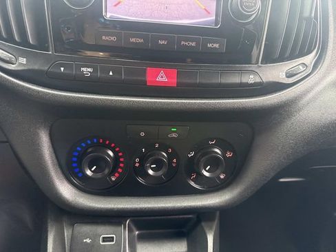Used 2022 RAM ProMaster City Tradesman FWD image 23