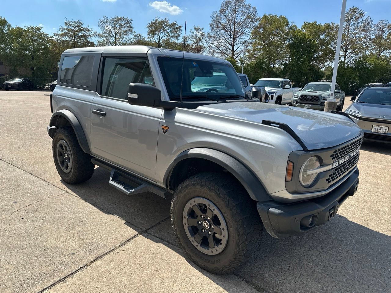 Used 2022 Ford Bronco Badlands AWD/4WD image 3