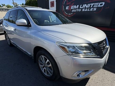 Used 2013 Nissan Pathfinder SL w/ SL Premium Pkg AWD/4WD image 1