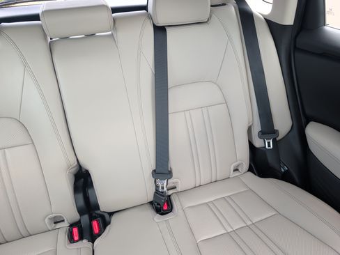 Used 2024 Honda HR-V EX-L image 14