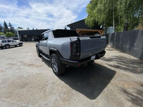 Used 2025 GMC Hummer EV 3X AWD/4WD image 4