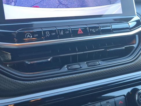 Used 2024 Jeep Compass Trailhawk image 22