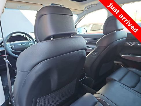Used 2023 Genesis GV70 2.5T w/ Advanced Package image 16
