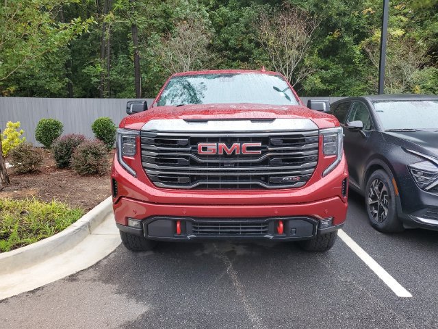 Used 2023 GMC Sierra 1500 AT4 w/ AT4 Premium Package AWD/4WD image 2