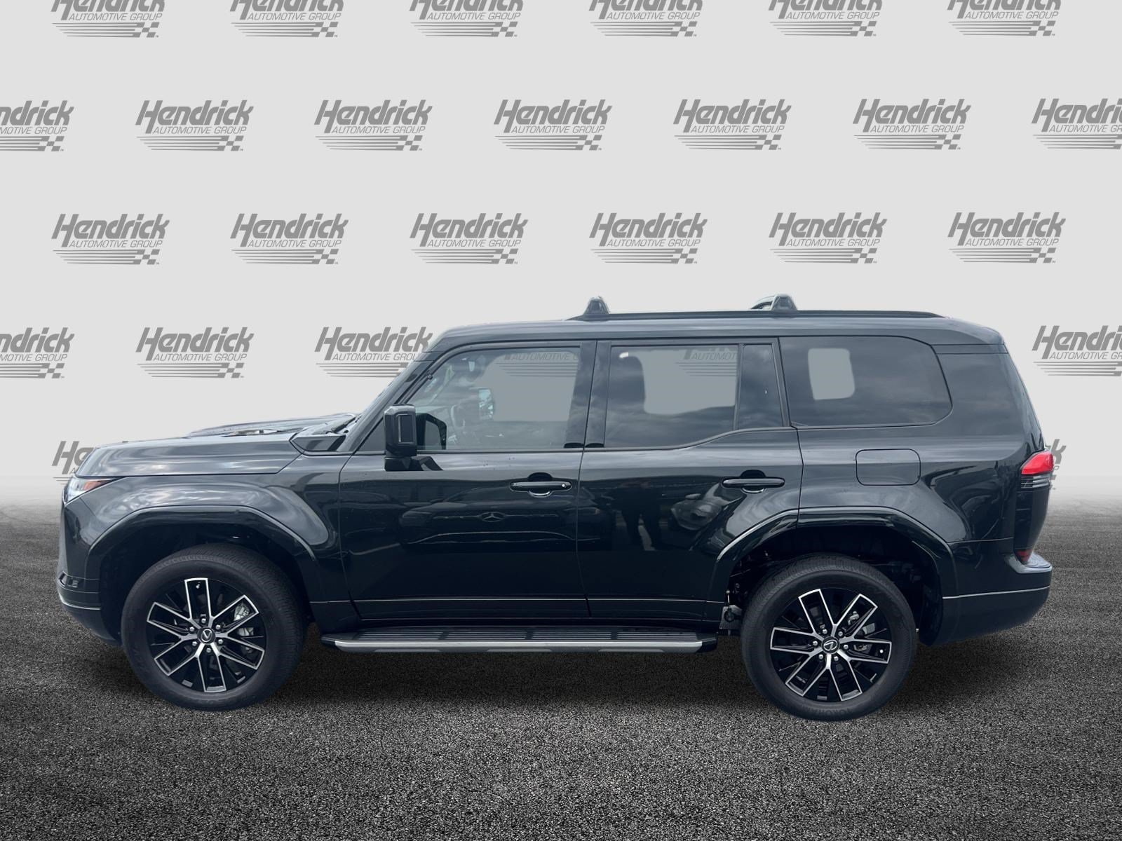 Used 2024 Lexus GX 550 w/ Accessory Package (Z1) AWD/4WD image 7