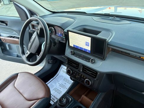 Used 2024 Ford Maverick Lariat image 37