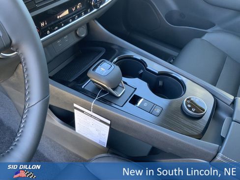 New 2026 Nissan Rogue SV image 8