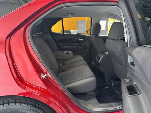 Used 2024 Chevrolet Equinox LT w/ LPO, Floor Liner Package AWD/4WD image 20