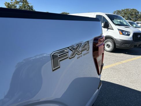 New 2025 Ford F150 Lariat w/ Equipment Group 501A Mid image 11