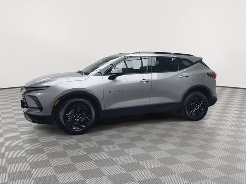 New 2026 Chevrolet Blazer LT w/ Convenience Package AWD/4WD image 36