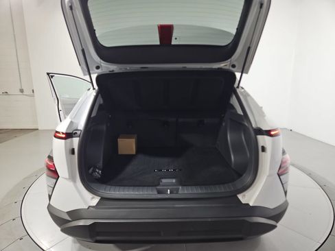 Certified 2025 Hyundai Kona SEL AWD/4WD image 24