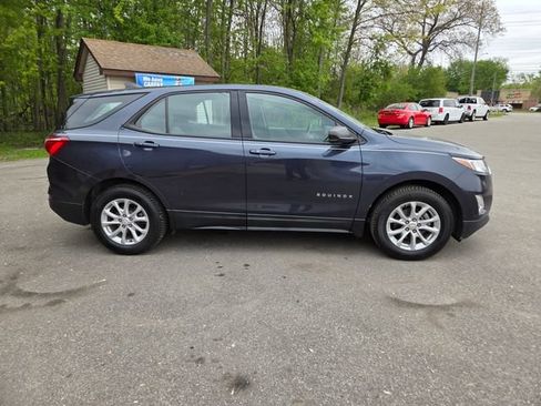 Used 2018 Chevrolet Equinox LS FWD image 7