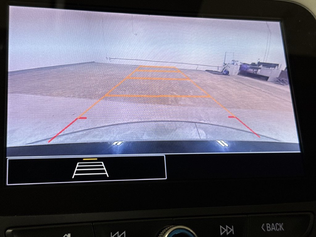 Used 2025 Chevrolet Malibu LT FWD image 15