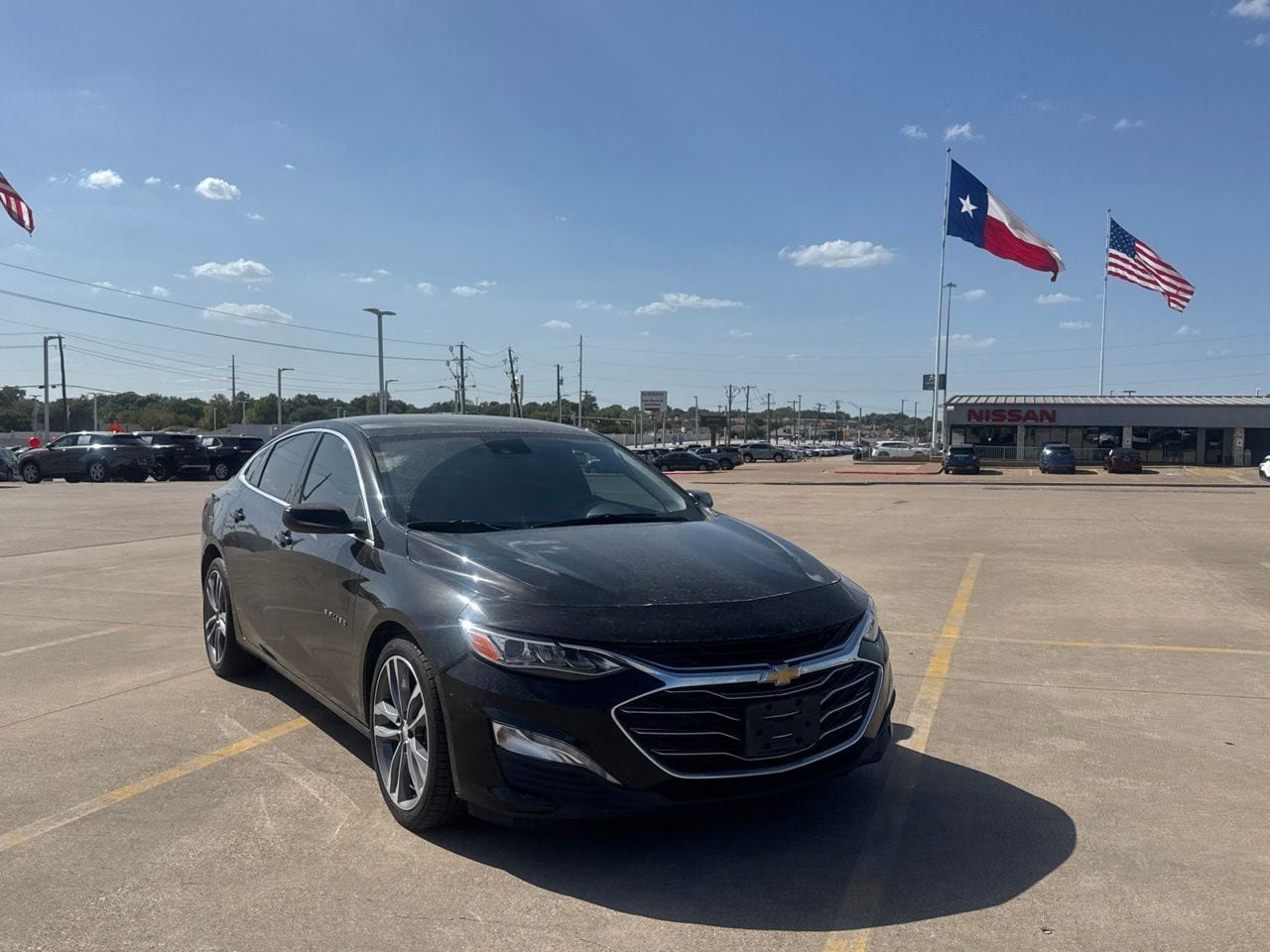 Used 2023 Chevrolet Malibu LT FWD image 3