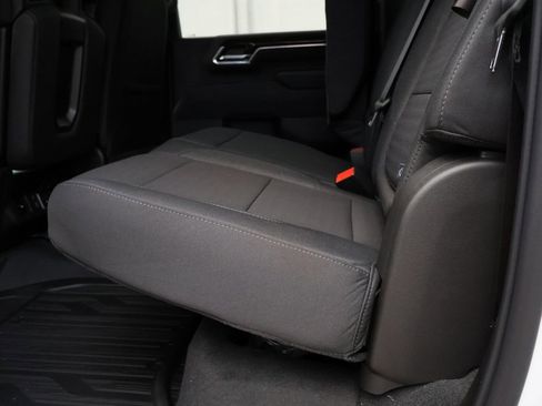 New 2026 GMC Sierra 2500 SLE image 23