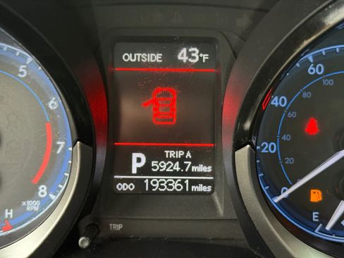 Used 2014 Toyota Corolla L image 20