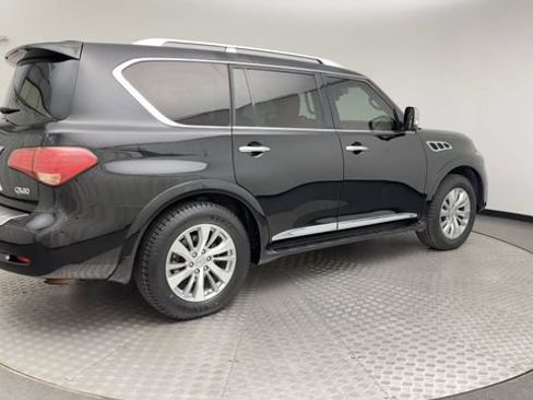Used 2016 INFINITI QX80 4WD w/ Signature Edition Package image 2
