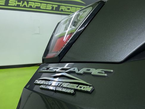 Used 2017 Ford Escape SE w/ Equipment Group 201A image 13