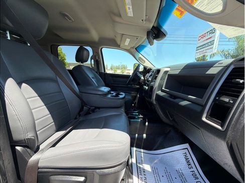 Used 2018 RAM 2500 Tradesman w/ Chrome Appearance Group AWD/4WD image 15