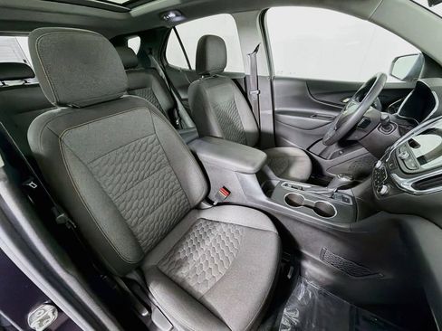 Used 2018 Chevrolet Equinox LT w/ Sun & Infotainment Package AWD/4WD image 27