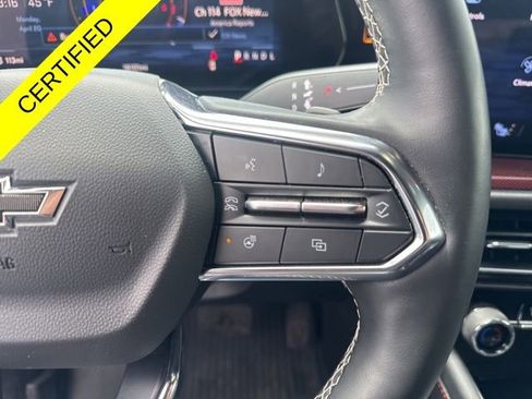 Used 2024 Chevrolet Traverse Z71 AWD/4WD image 16