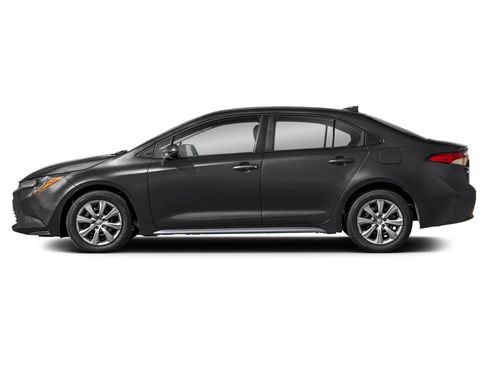 Used 2025 Toyota Corolla LE FWD image 3