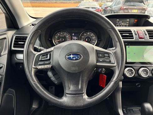 Used 2016 Subaru Forester 2.5i Premium image 13