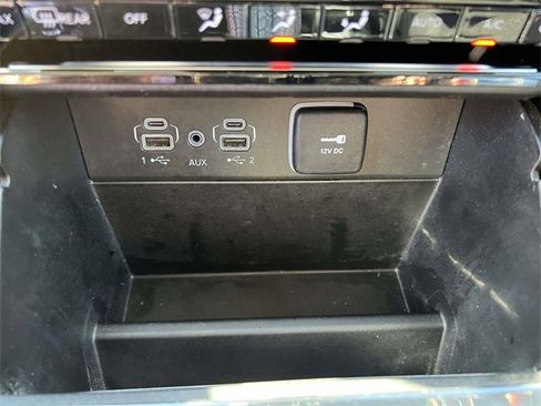 Certified 2023 Jeep Grand Cherokee L Laredo image 21