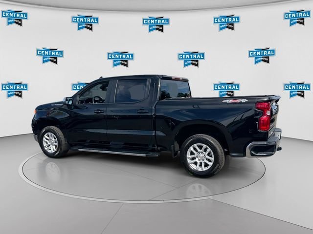 Used 2026 Chevrolet Silverado 1500 LT AWD/4WD image 3