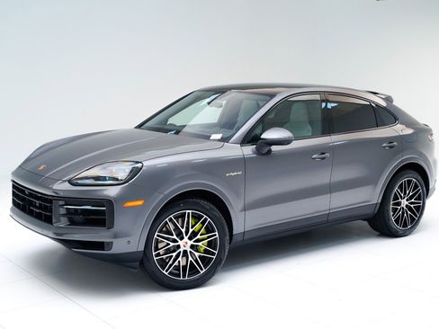 New 2026 Porsche Cayenne E-Hybrid Coupe image 1