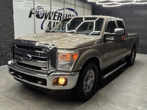 Used 2012 Ford F250 Lariat w/ Chrome Pkg RWD image 2