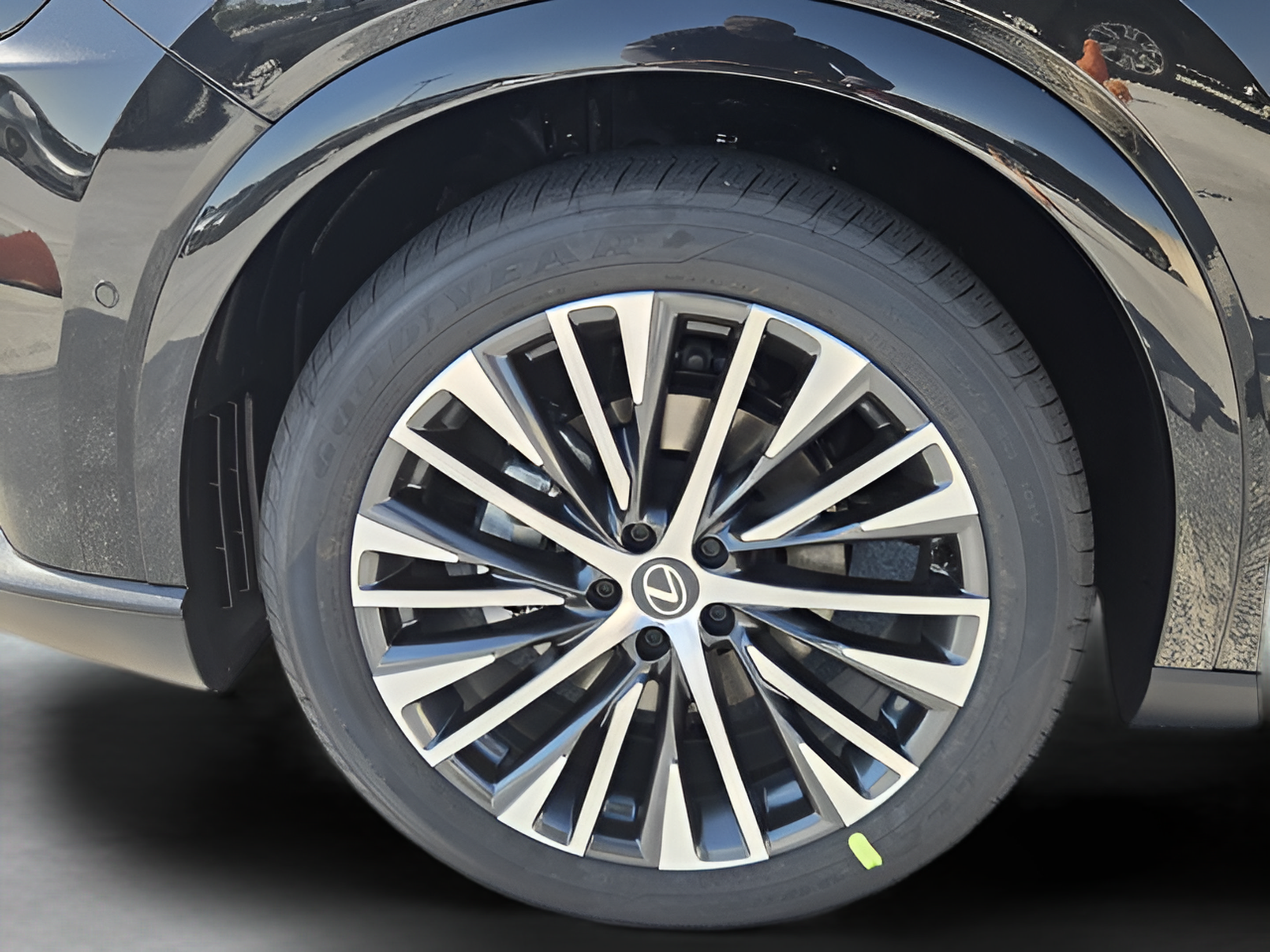 New 2026 Lexus RX 350h AWD/4WD image 32