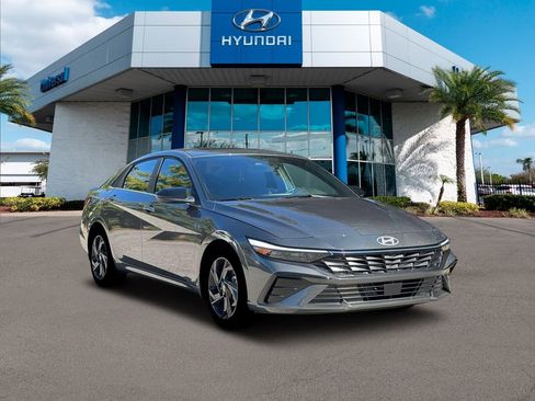 New 2026 Hyundai Elantra SEL Sport Premium FWD image 12
