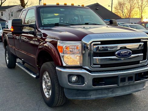 Used 2016 Ford F250 XLT w/ XLT Value Package image 4