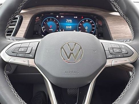 New 2026 Volkswagen Atlas SEL image 17