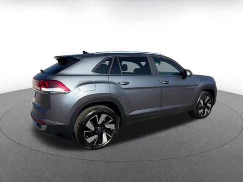 Used 2025 Volkswagen Atlas Cross Sport SE image 14