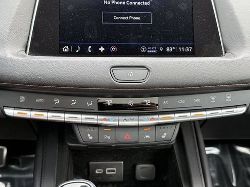 Used 2023 Cadillac XT4 Sport w/ Cold Weather Package AWD/4WD image 13