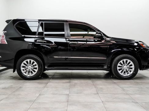 Used 2017 Lexus GX 460 AWD/4WD image 10