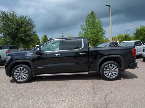 Used 2025 GMC Sierra 1500 Denali AWD/4WD image 3