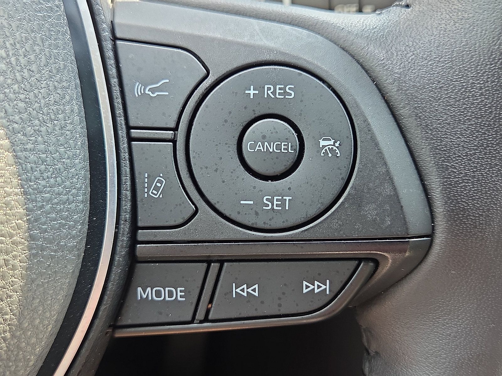 Used 2024 Toyota RAV4 Limited w/ Weather Package AWD/4WD image 22