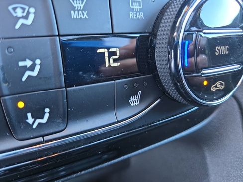 Used 2021 Buick Encore GX Select w/ Advanced Technology Package image 18