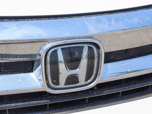 Used 2022 Honda Pilot Touring image 4